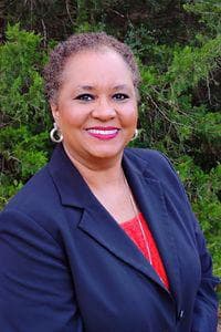 Roxanne Lathan