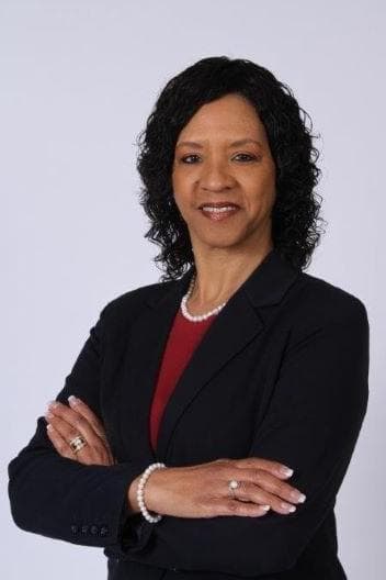 Linda Douglass