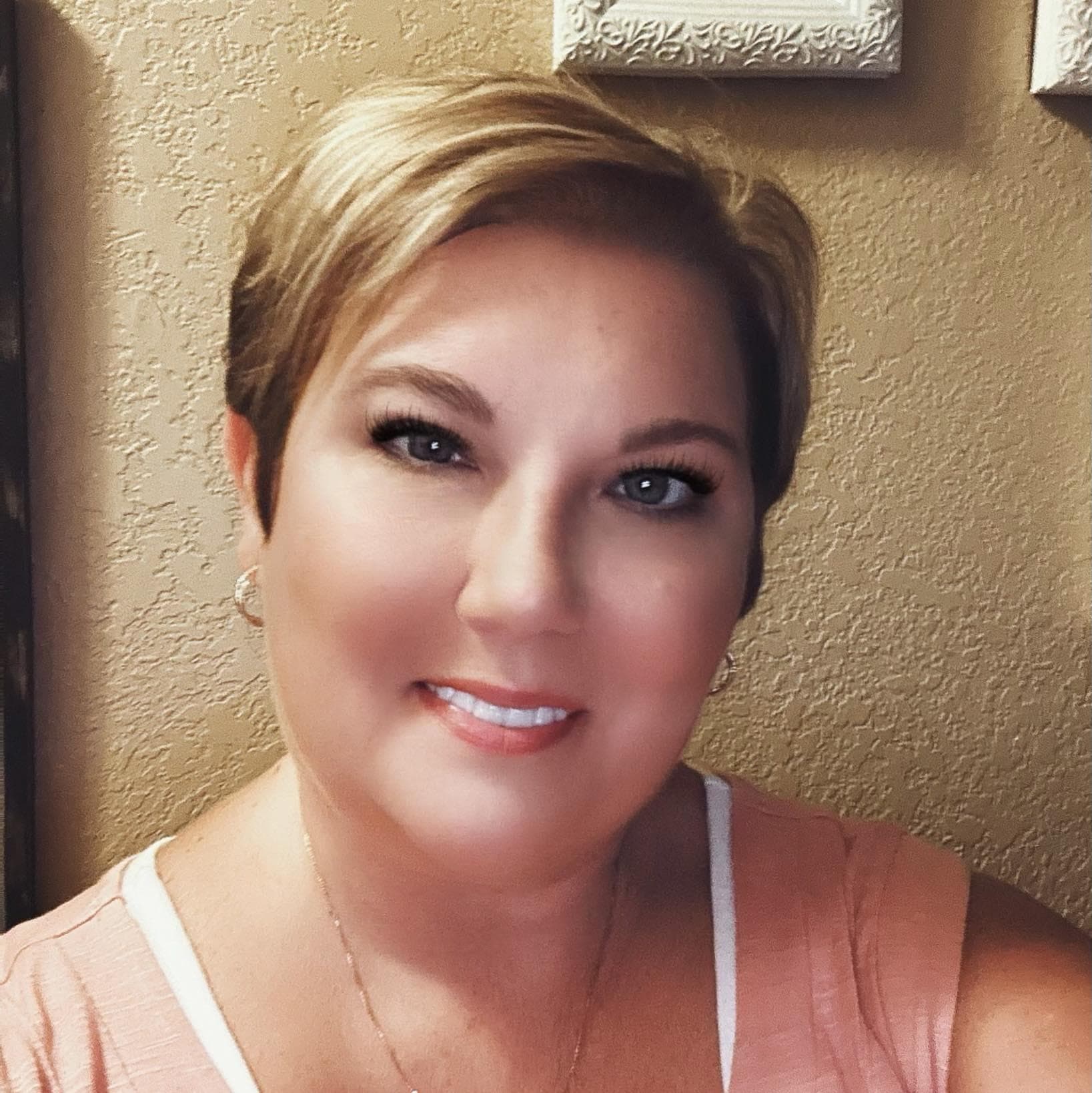 Mandy Sawyer