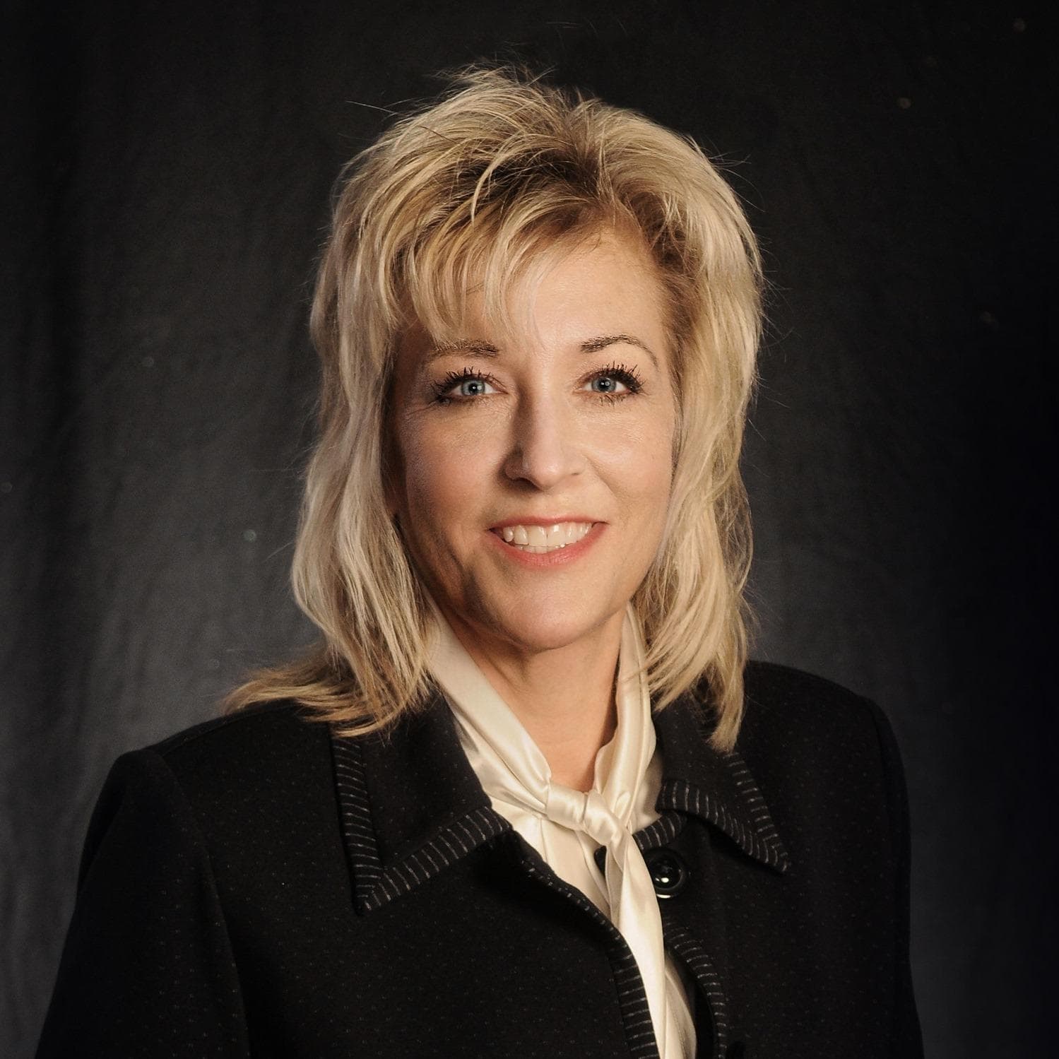 Leslie Woolley