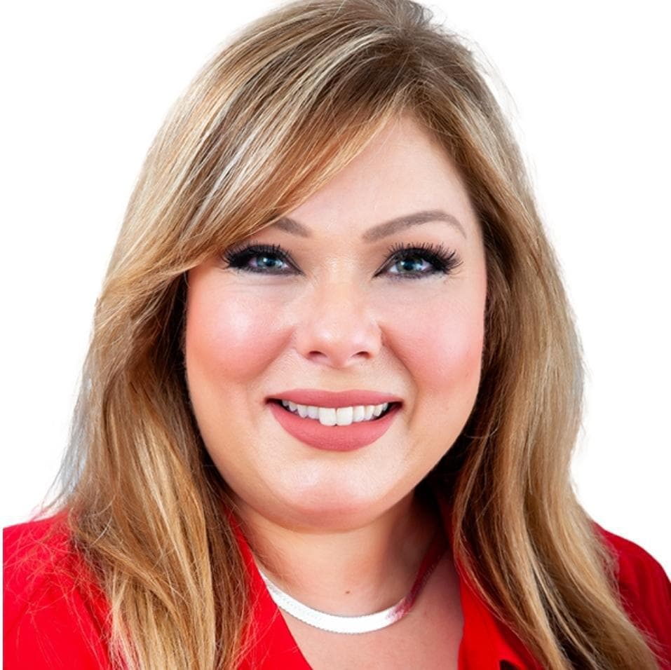 Julie Pickren