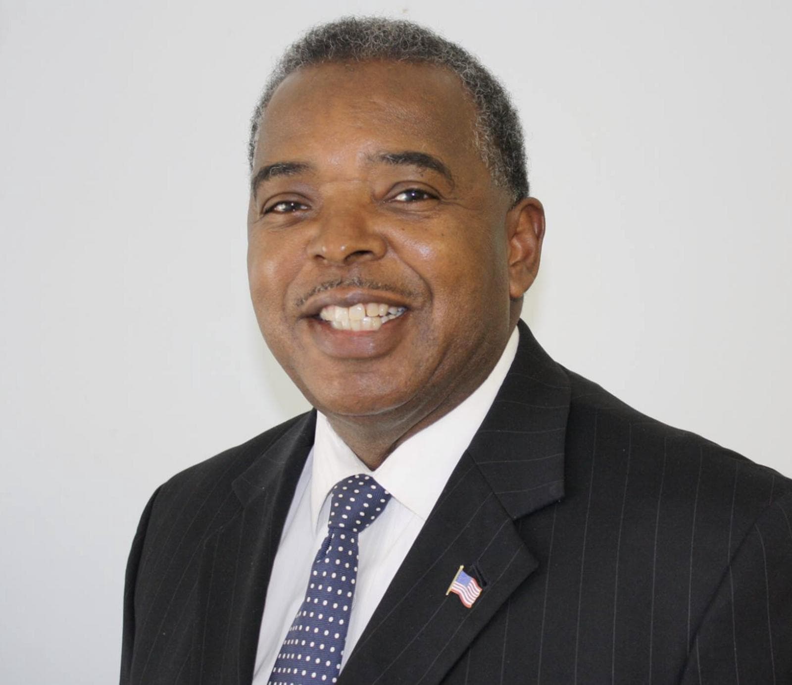 Bruce Davis Sr.