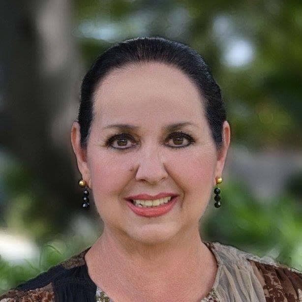 Elizabeth Ontiveros-Cole