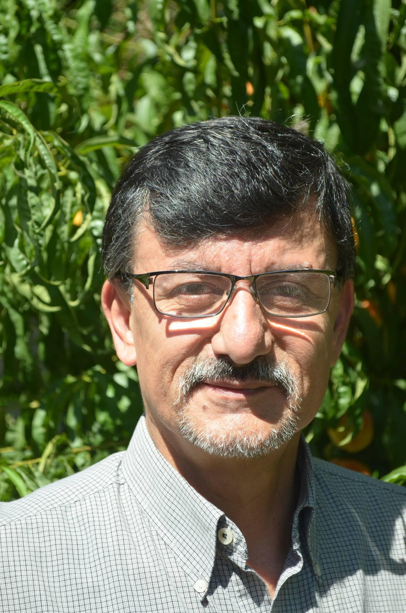 Gil Esquer