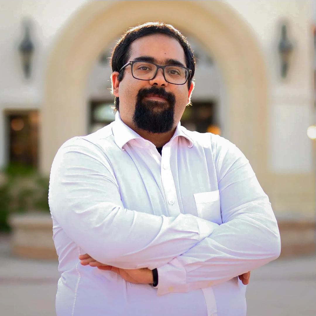 Parshan Khosravi