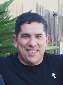 Robert Pequeno