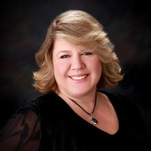 Kathy MacLaren-Gomez
