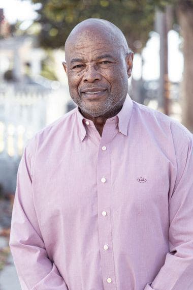 Lamar Lyons