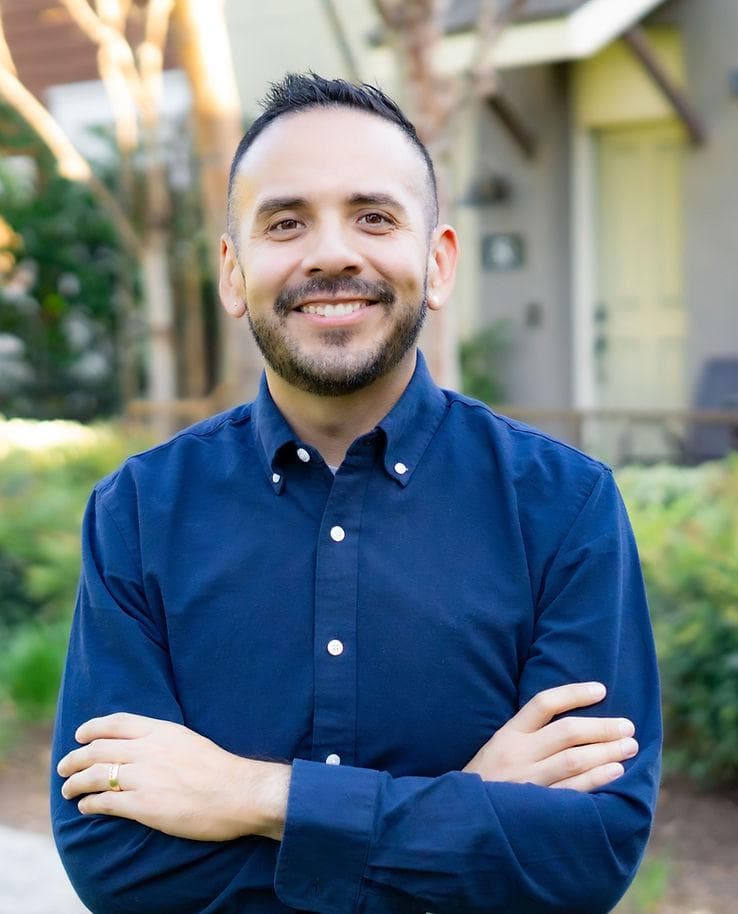 Adrian Fernandez