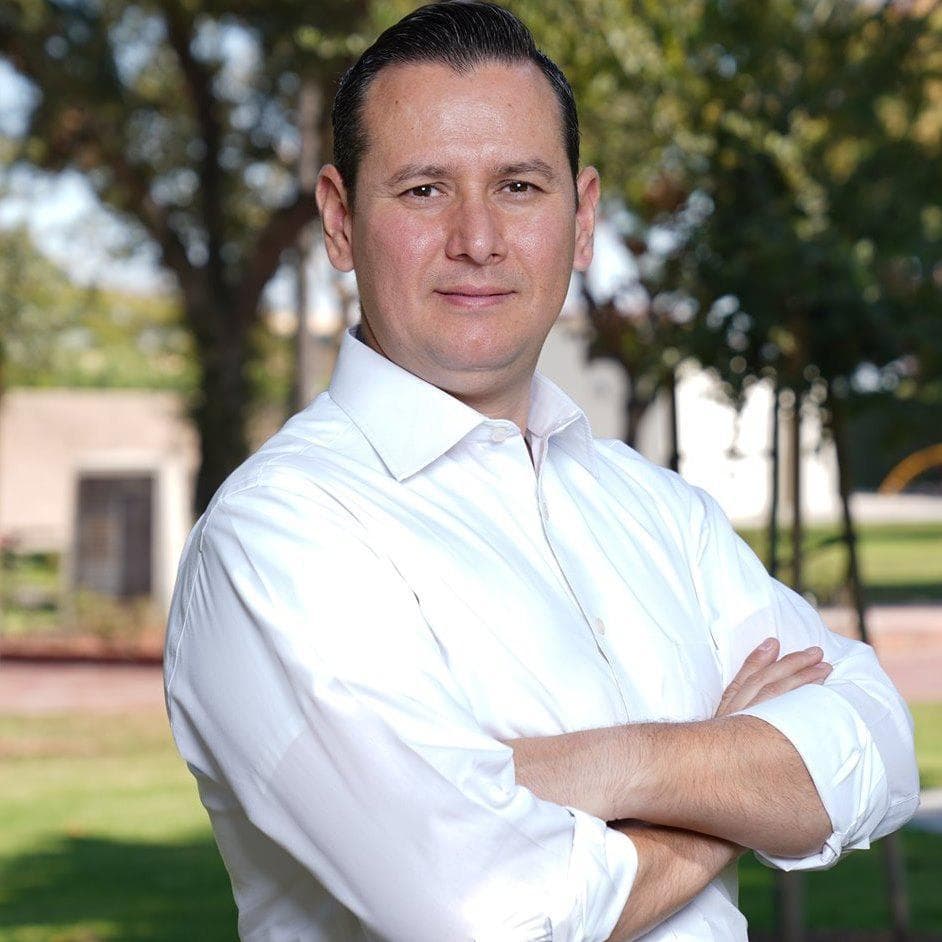 Efren Martinez